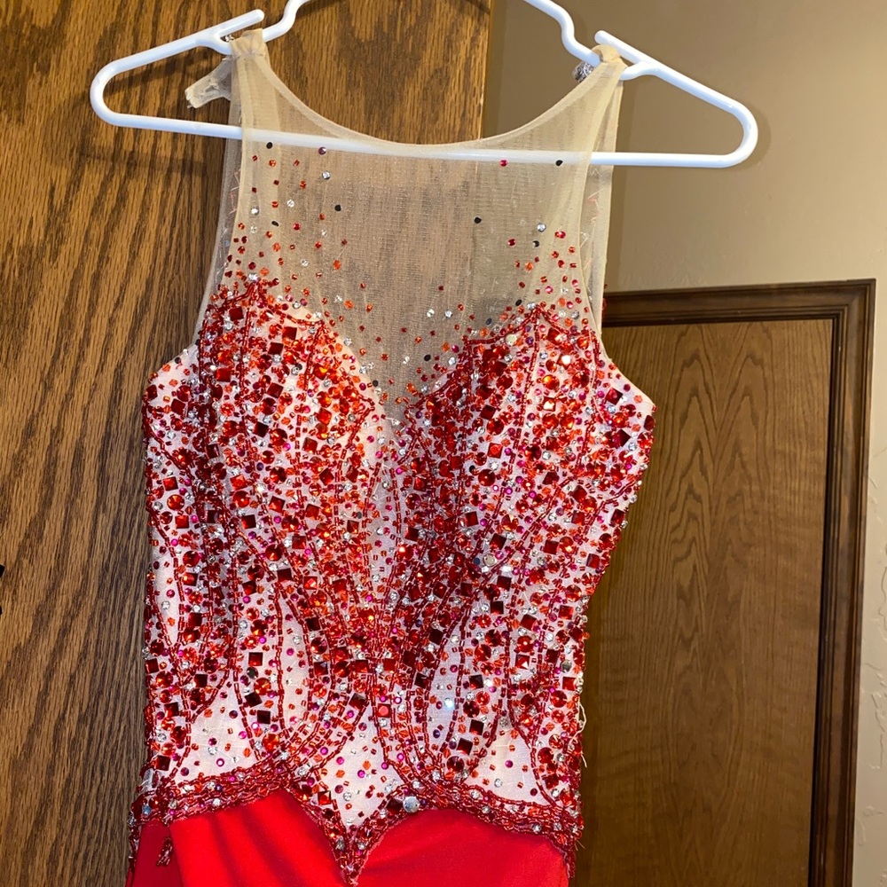 Red prom dress